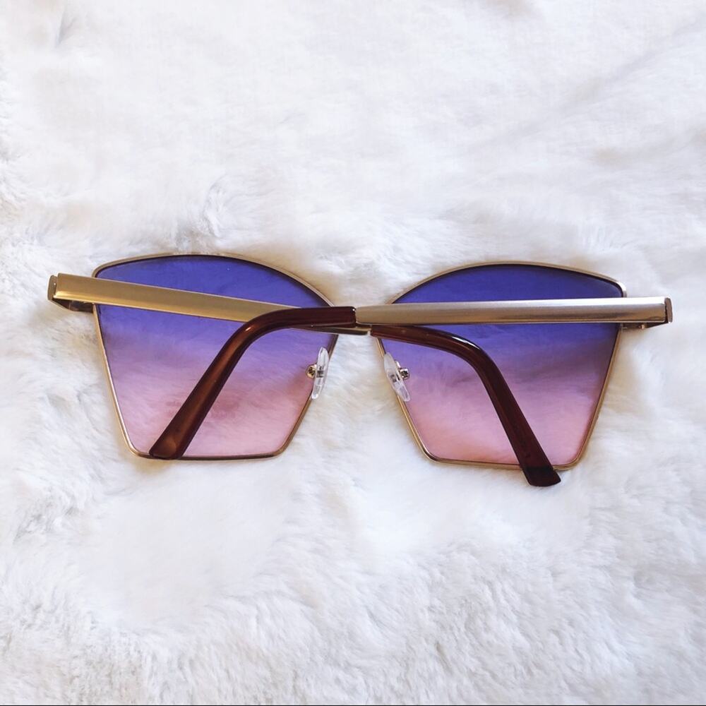 Aubrey Purple Gradient Oversized Sunglasses - Picture 8 of 8